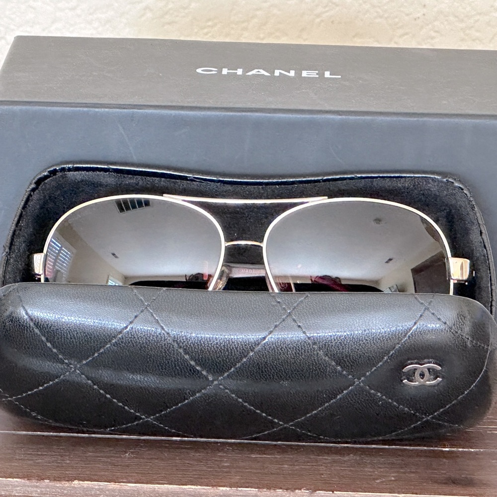 Chanel aviators sunglasses